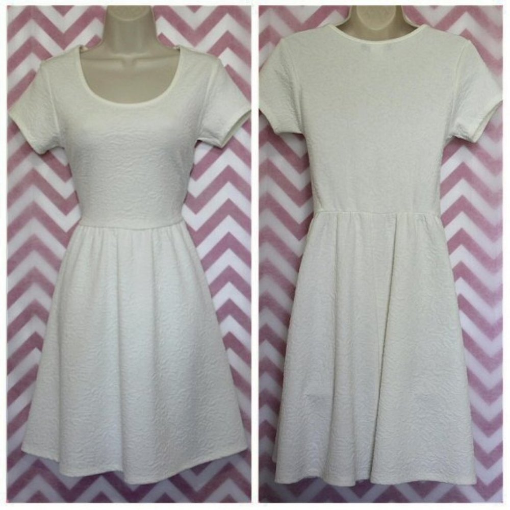 French Atmosphere Textured Dress Size M